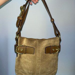 Vintage Suede Coach Shoulderbag